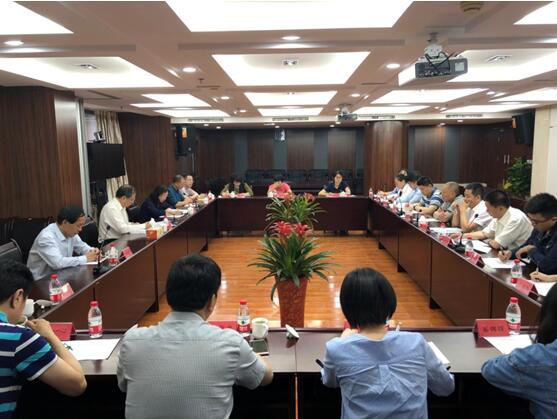 集团公司召开首批青苗人才培训项目总结座谈会