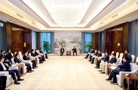 余红辉与湖北省委常委、襄阳市委书记王祺扬举行会谈